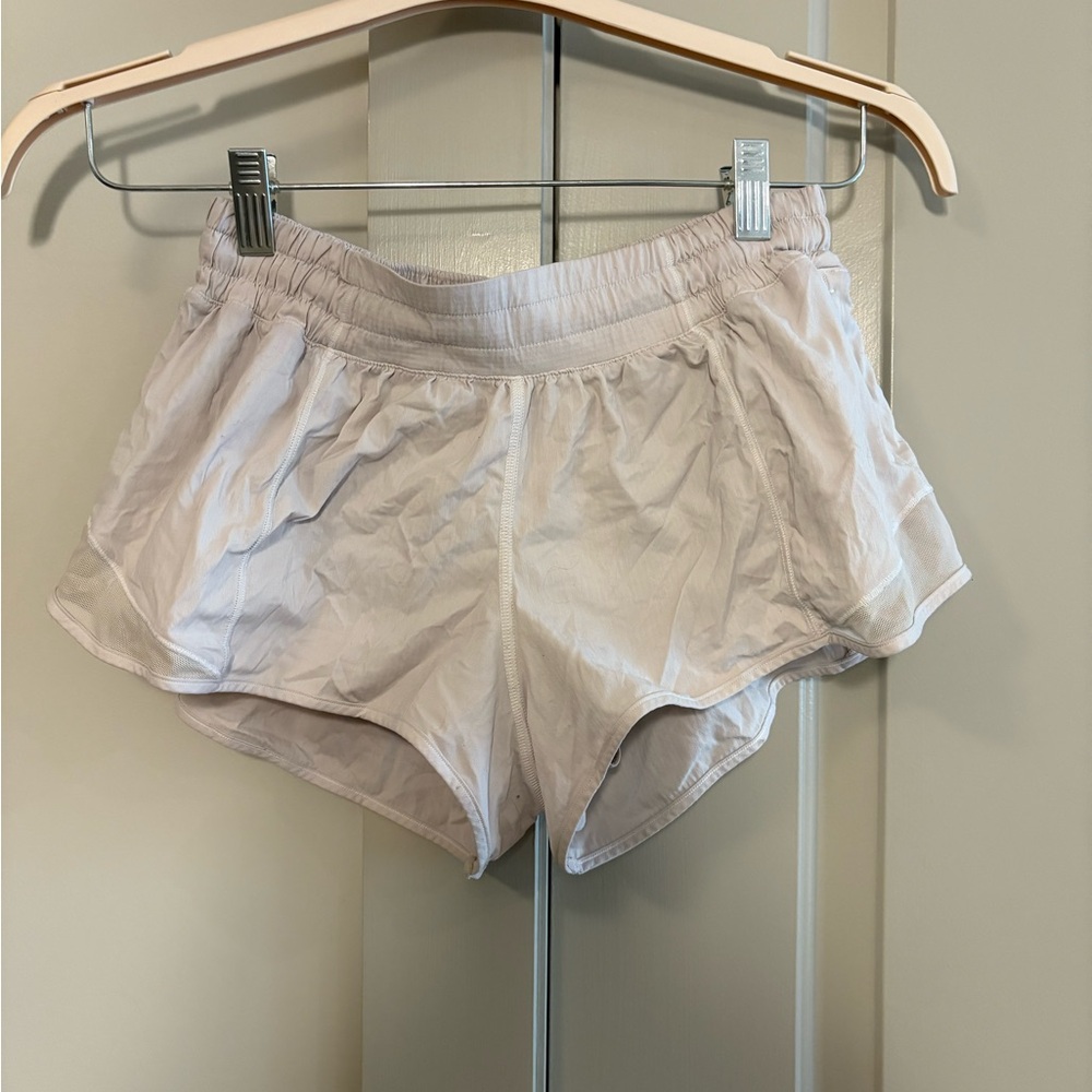 White lululemon hotty hot shorts
